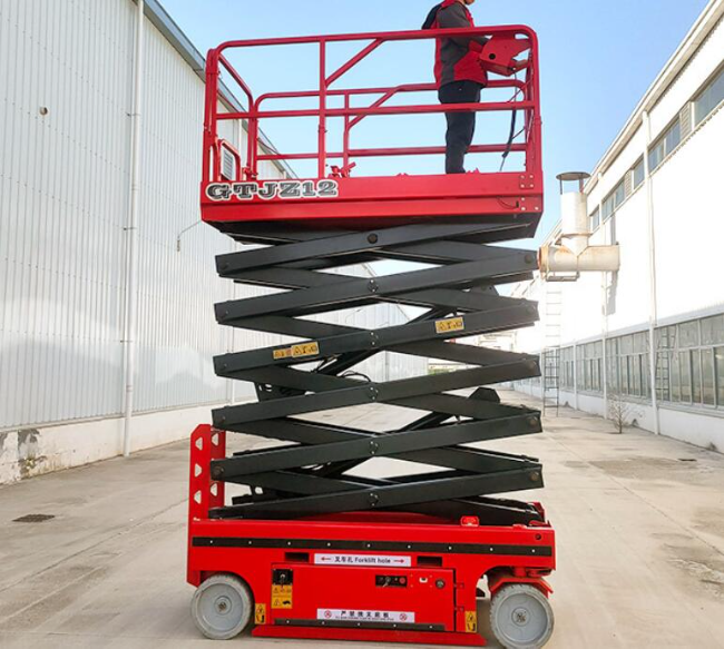 鄂尔多斯自行走移动式升降机