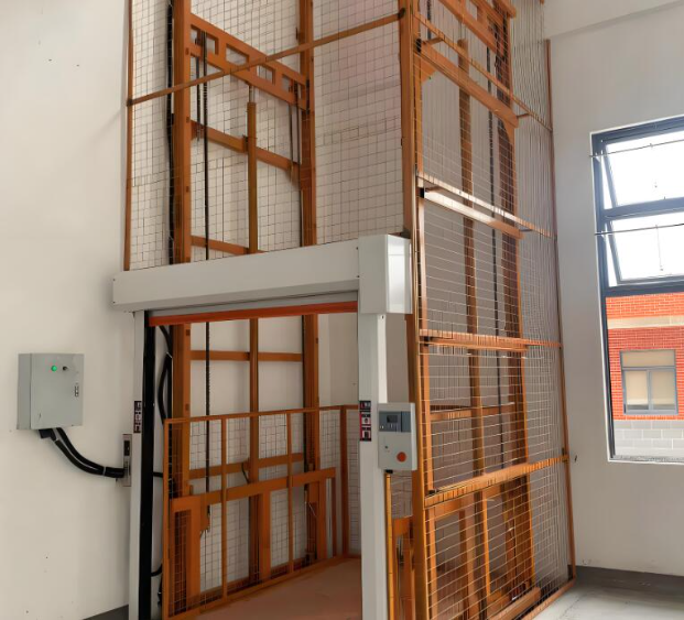 鄂尔多斯升降货梯是特种设备码